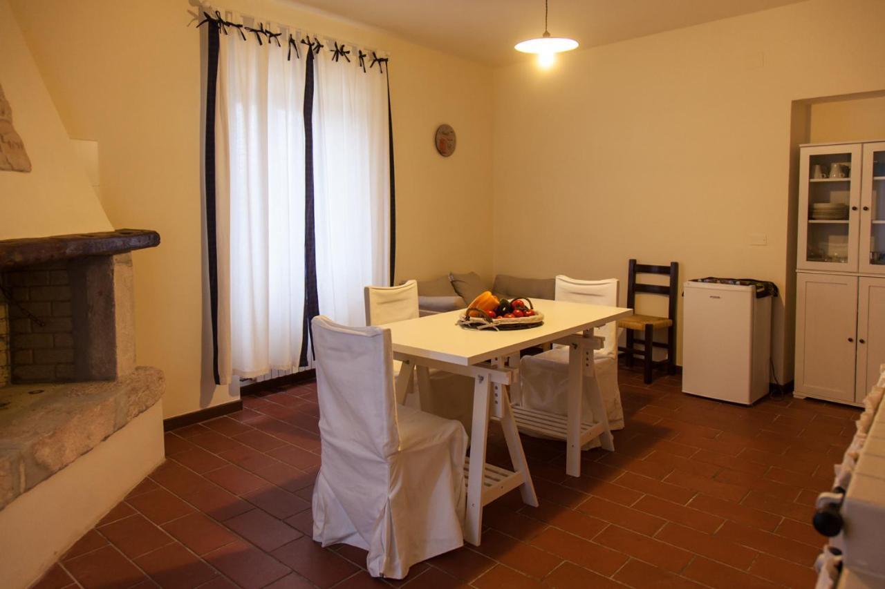 קאסקיה Agriturismo La Commenda-Adults Only חדר תמונה