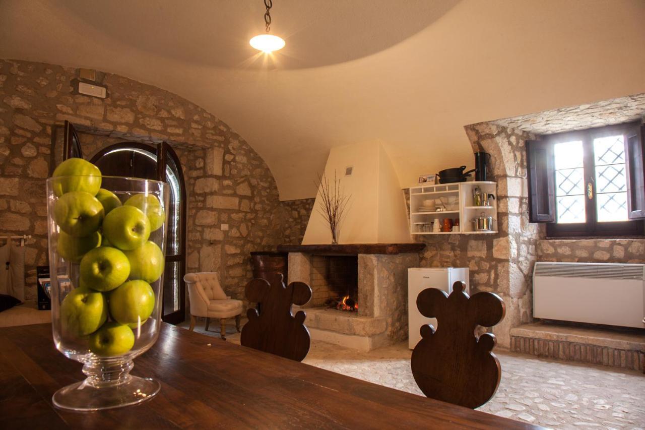 קאסקיה Agriturismo La Commenda-Adults Only חדר תמונה