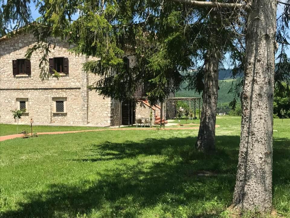 קאסקיה Agriturismo La Commenda-Adults Only מראה חיצוני תמונה